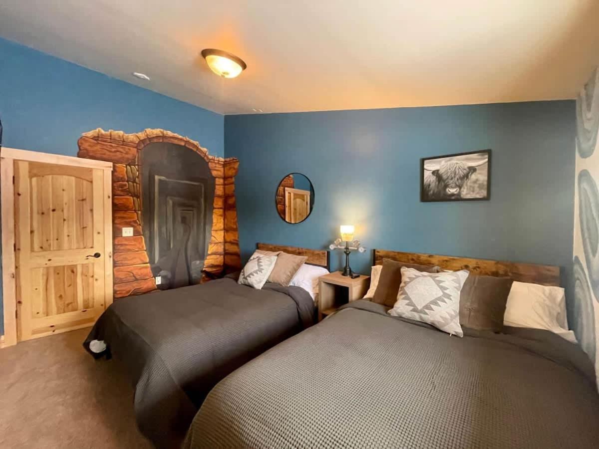 Stunning Log Cabin Getaway At The Hannu Haus Ironwood Bagian luar foto