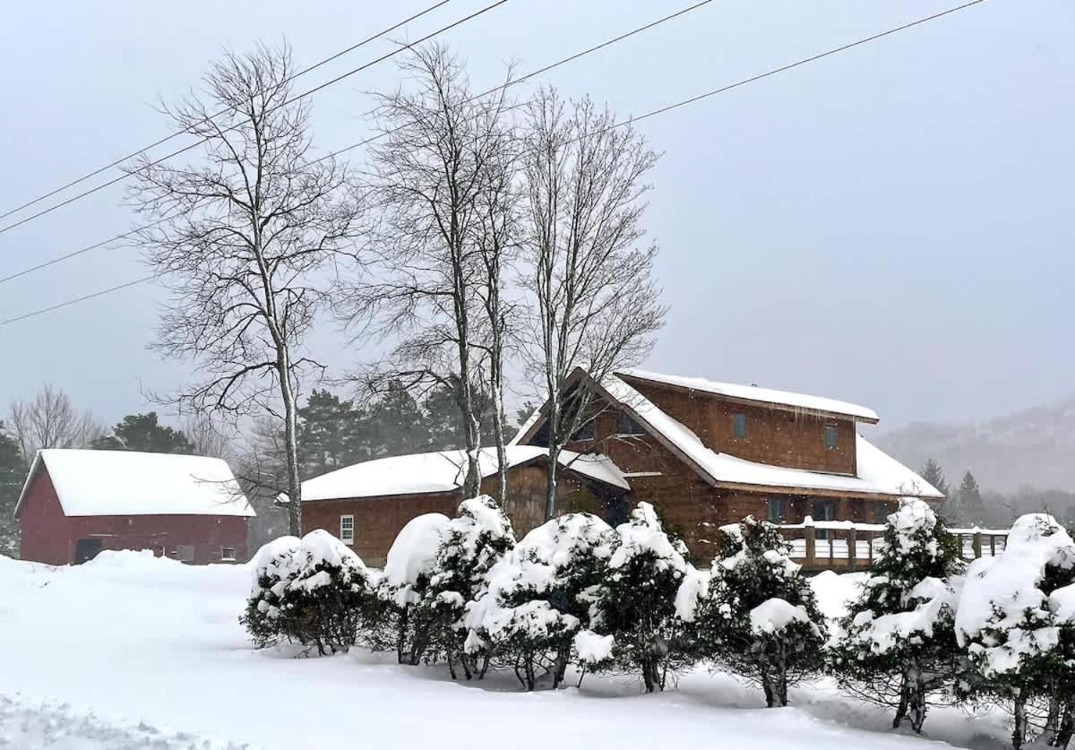 Stunning Log Cabin Getaway At The Hannu Haus Ironwood Bagian luar foto