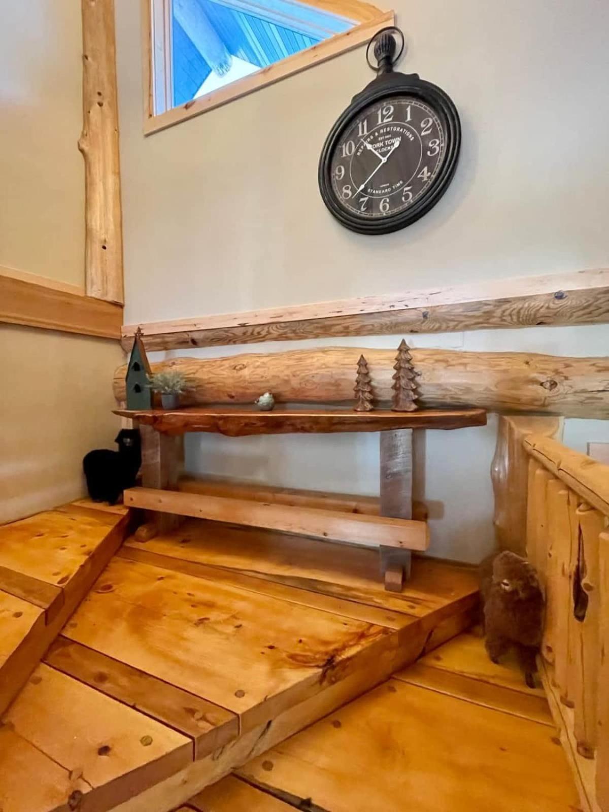 Stunning Log Cabin Getaway At The Hannu Haus Ironwood Bagian luar foto